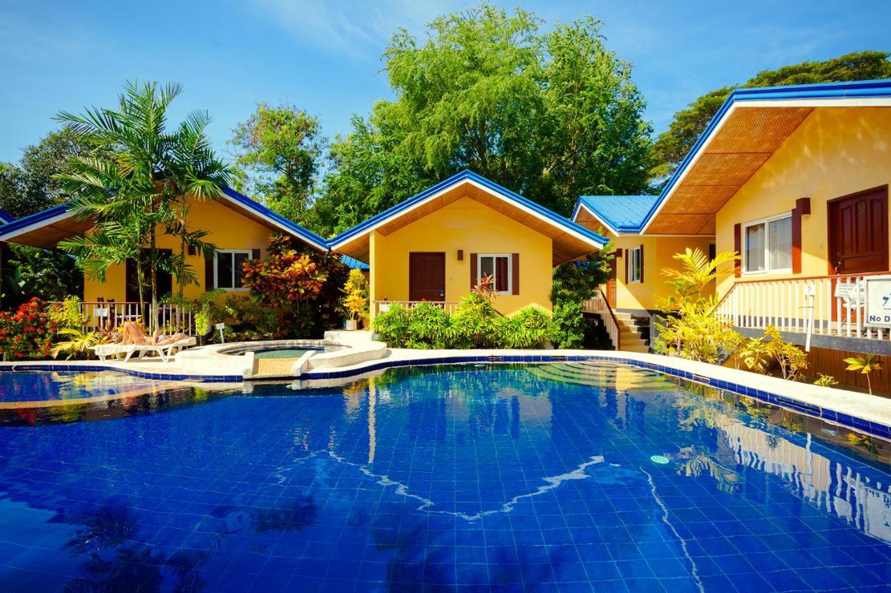 Blue Lagoon Inn & Suites Puerto Princesa Exterior foto